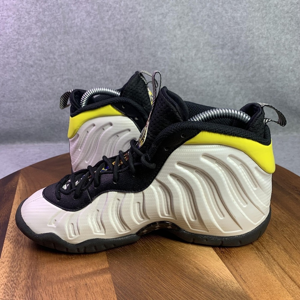 Nike Little Posite One Motorsport Foamposite Size 4Y Athletic Shoes DJ5797-100 - Picture 9 of 16